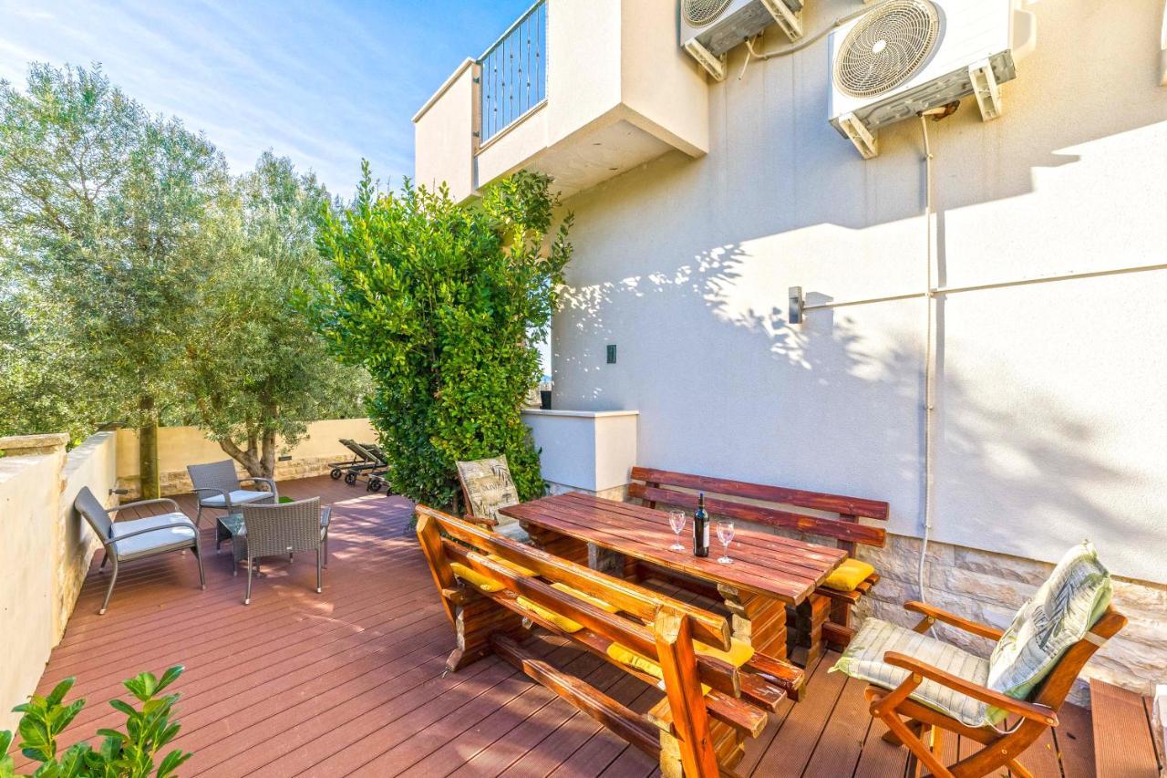 Villa Slavica Sveti Filip i Jakov Ngoại thất bức ảnh